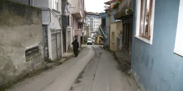 trabzonda-toklu-mahallesinde-yol-sorunu-cozuluyor-3I6Ugp6k.webp