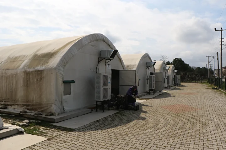 aldiklari destekle hayatlari degisti talebe yetisemiyorlar bes cadirda yilda 60 ton mantar uretiyorlar 1 QLEtfBGJ