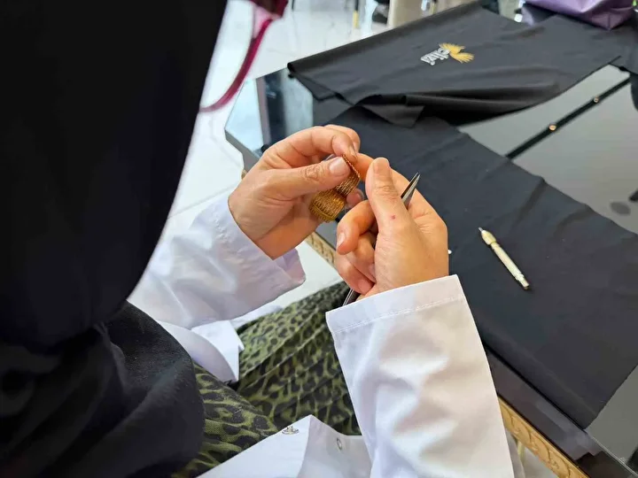 attigi ilmegin degeri otomobil fiyatlariyla yarisiyor savascilarin zirhindan dugunlerin bas tacina 8 c24kMcS5