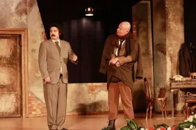 buzlar-cozulmeden-oyunu-trabzonda-sahnelenmeyi-surdurecek-H1602499-11