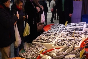 mart-ayinda-en-cok-bu-iki-balik-tercih-ediliyor-tezgahlarda-kuyruk-olustu-lZaTUKyT.jpg