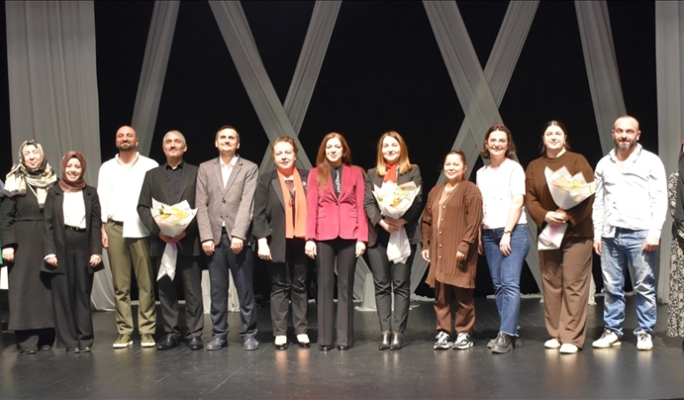 thumbs_b_c_e7f9aa1d543203e514fa34ad2bc4d447