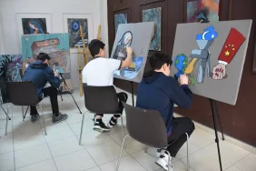 trabzon-da-lise-ogrencileri-savasin-cocuklari-5-19619518_amp