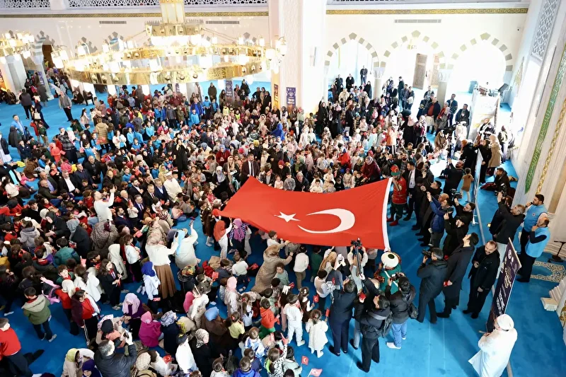 trabzonda tekne orucu etkinligine iki bin cocuk katildi 0 przJ7BcA