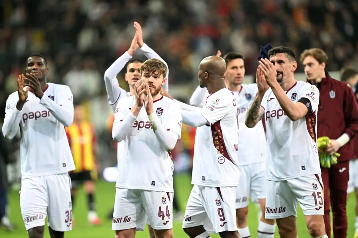 trabzonsporda-galatasaray-maci-oncesi-deprem-3n31XZrh.jpg