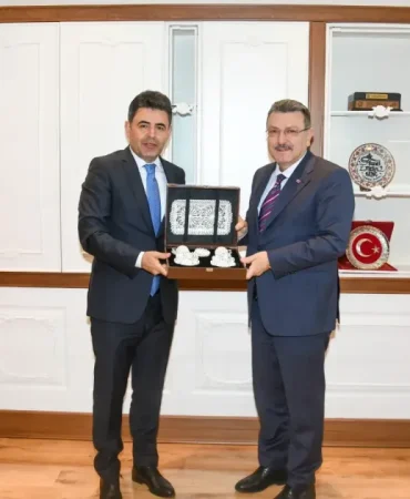 bakan-yardimcisi-boyrazdan-trabzon-buyuksehire-ziyaret-1778833251