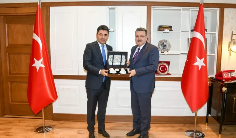 bakan-yardimcisi-boyrazdan-trabzon-buyuksehire-ziyaret-1778833251