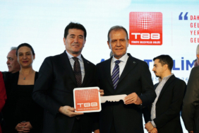 baskan-kaya-tbbnin-hibe-ettigi-is-makinesini-teslim-aldi-BFHBnkrK.jpg