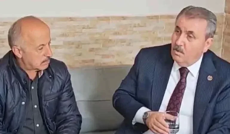 bbp-lideri-destici-fenerbahceli-olarak-20-yildir-trabzonsporun-genel-kurul-uyesiyim-bu-yapiya-karsi-elbpNWzT.webp