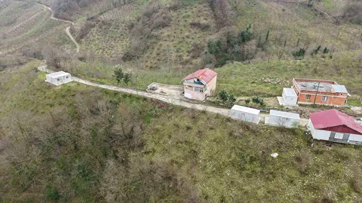 bolge halki endiseli mahalle santim santim kayiyor 13 85BMj2tI