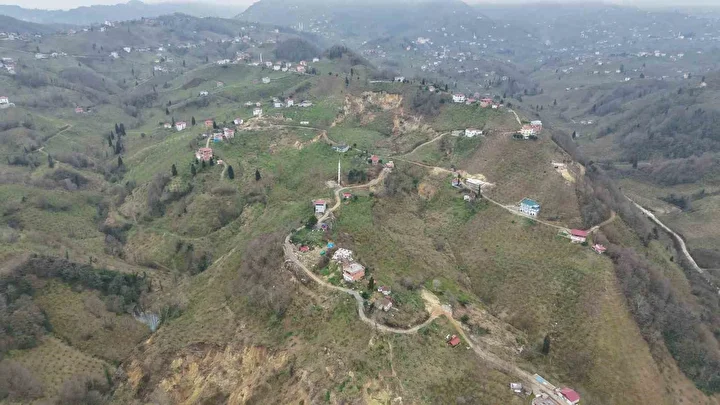 bolge halki endiseli mahalle santim santim kayiyor 14 S4QfM8Rt