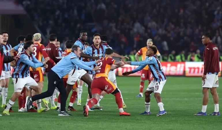 rtukten-bein-sportsa-trabzonsporgalatasaray-maci-nedeniyle-ceza-3Ak1G9QL.webp