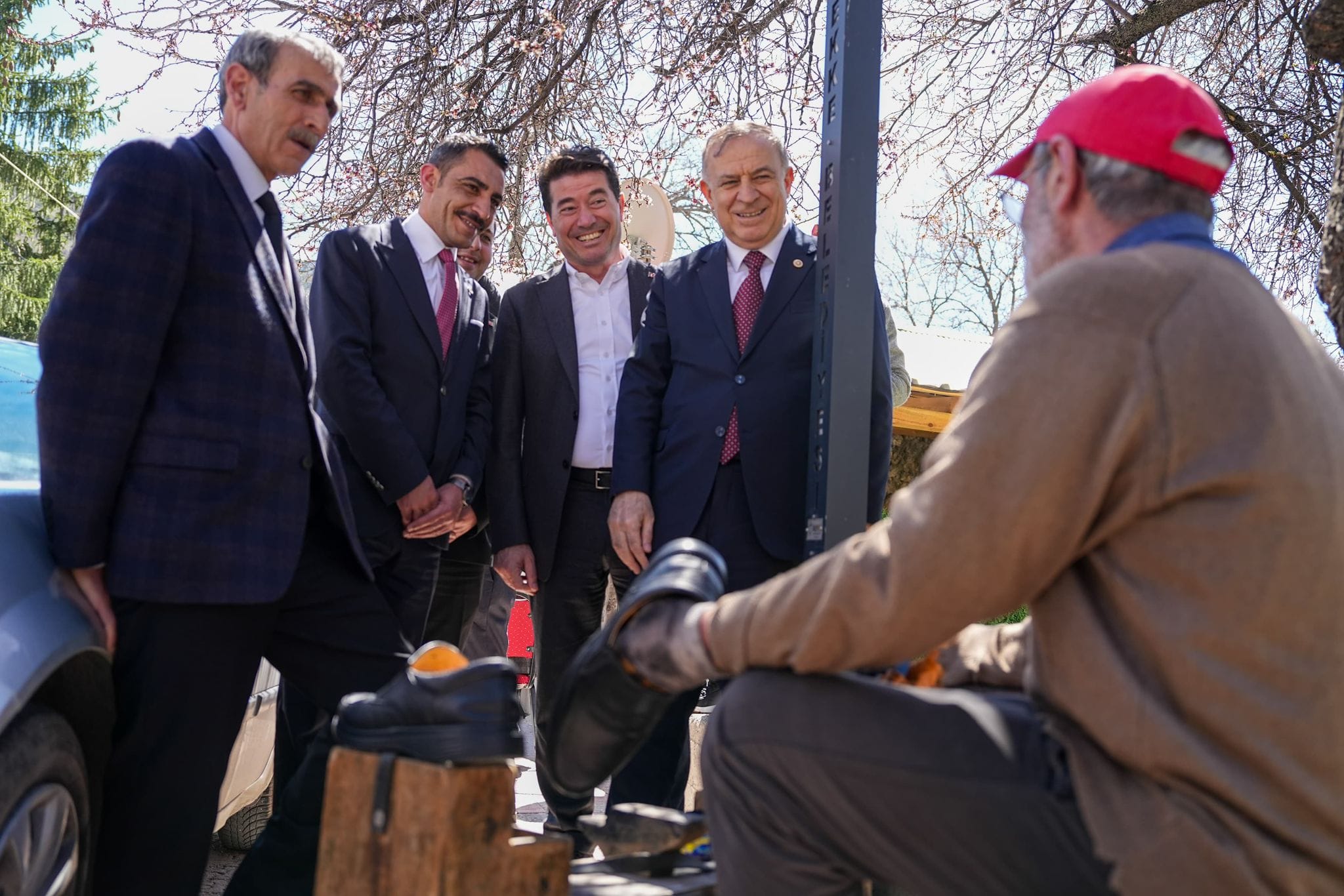 tekkede ara secim heyeti chp heyeti sahaya indi zeybek slogani verdi 3