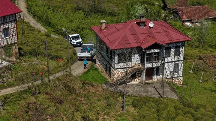 trabzonda 30 milyonluk butceyle kahverengi kokarcaya karsi buyuk mucadele basladi ciftciye uyari pes pese ITi1RF9F