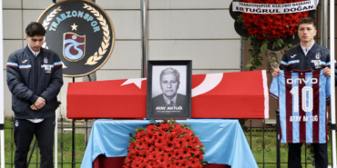 trabzonsporun-eski-baskani-atay-aktug-son-yolculuguna-ugurlandi-pbO7LN82.jpg