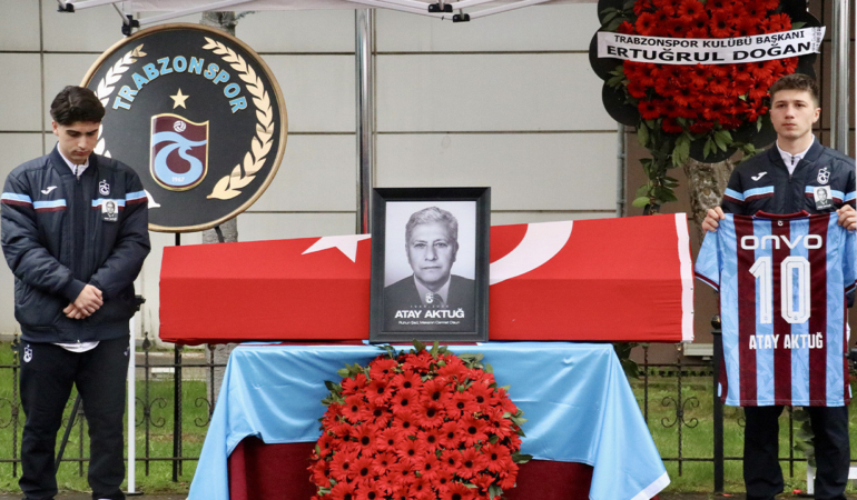 trabzonsporun-eski-baskani-atay-aktug-son-yolculuguna-ugurlandi-pbO7LN82.jpg