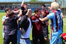 19-yas-alti-paf-liginde-sampiyon-trabzonspor-j1sRKhmP.jpg