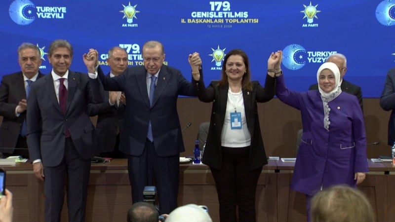 76'ncı transfer: AK Parti'ye katılan belediye başkanları tam liste 1 76nci transfer ak partiye katilan belediye baskanlari tam liste 0 sDJ1cti7
