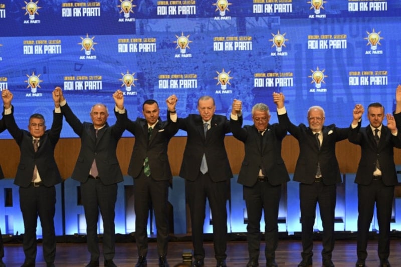 76'ncı transfer: AK Parti'ye katılan belediye başkanları tam liste 12 76nci transfer ak partiye katilan belediye baskanlari tam liste 11