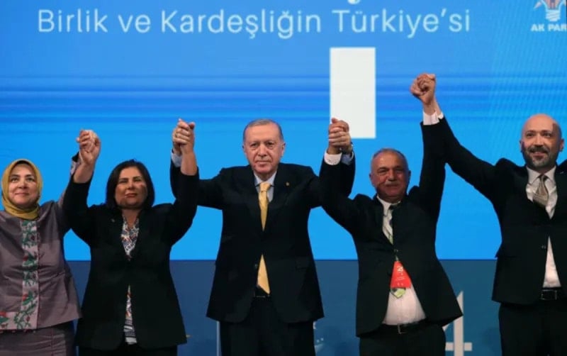 76'ncı transfer: AK Parti'ye katılan belediye başkanları tam liste 8 76nci transfer ak partiye katilan belediye baskanlari tam liste 7 LOMO474z