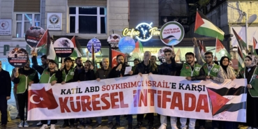 artvin-trabzon-ve-gumushanede-israilin-kuresel-sumud-filosuna-saldirisi-protesto-edildi-P8dIq6Ak.jpg