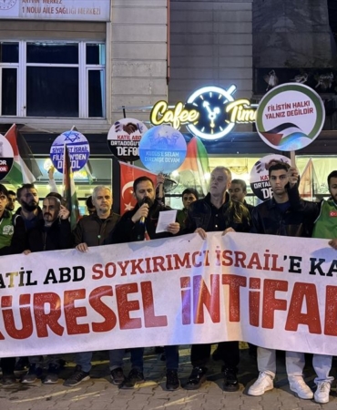 artvin-trabzon-ve-gumushanede-israilin-kuresel-sumud-filosuna-saldirisi-protesto-edildi-P8dIq6Ak.jpg