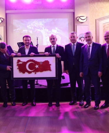 bakan-uraloglu-gencleri-milli-duygularla-donatmaliyiz-4G68zIjY.jpg