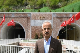bakan-uraloglu-zigana-tunelimizi-3-yilda-52-milyon-arac-kullandi-sFCzgzzS.jpg