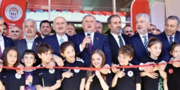 genclik-ve-spor-bakani-osman-askin-bak-trabzonspor-bir-dunya-markasi-cGK625dW.jpg