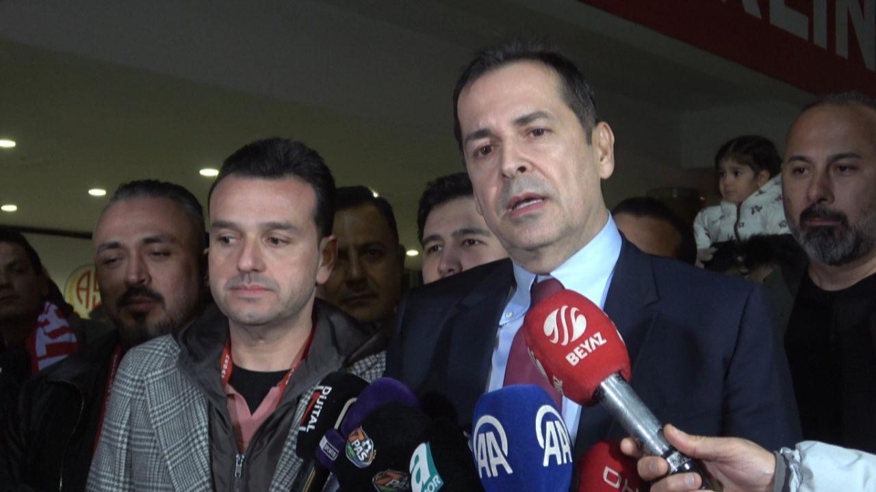 Takım küme düştü! Başkan ortalığı karıştırdı: İstanbul takımları ile Trabzon'u hedef aldı 2 takim kume dustu baskan ortaligi karistirdi istanbul takimlari ile trabzonu hedef aldi 1 HFil5TR1
