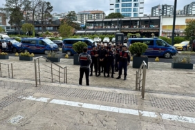 trabzon-merkezli-siber-dolandiricilik-operasyonunda-gozaltina-alinan-suphelilerden-11i-tutuklandi-QPOsTCav.jpg