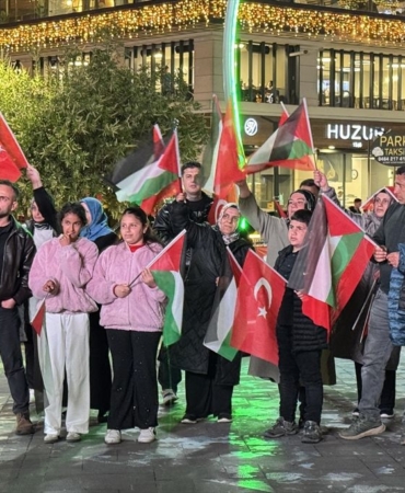 trabzon-ve-rizede-israil-protestosu-CYPSrzjn.jpg
