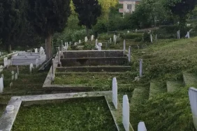 trabzonda-bayram-oncesi-mezarliklarda-kapsamli-temizlik-tamamlandi