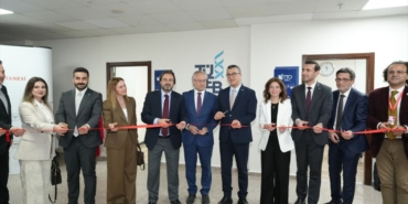 trabzonda-saglik-teknoloji-ofisi-acildi-C5QbwbHi.jpg