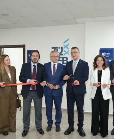 trabzonda-saglik-teknoloji-ofisi-acildi-C5QbwbHi.jpg