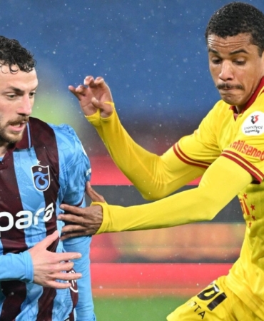 trabzonspor-ikinciligi-zora-soktu-once-gol-sonra-kirmizi-kart-rdjZ2rj8.jpg