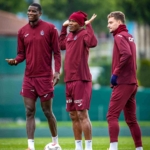 trabzonspor-istanbuldan-30-puan-topladi-XywQDLN8.jpg