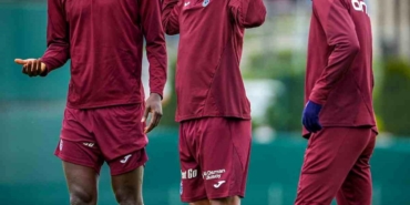 trabzonspor-istanbuldan-30-puan-topladi-XywQDLN8.jpg