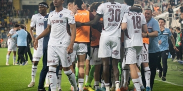 trabzonspor-konyaspor-ile-oynayacagi-turkiye-kupasi-final-maci-icin-tffye-flas-basvuru-yapacak-JDL8htdP.jpg