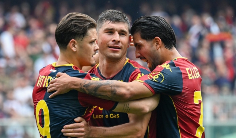 trabzonspor-transferi-bitirdi-malinovskyiden-3-yillik-imza-9ShHSNvj.jpg
