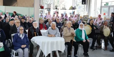 yas-sarti-70e-yukseldi-7-bin-yasli-huzurevi-sirasindan-cikarildi-74bgcMax.webp